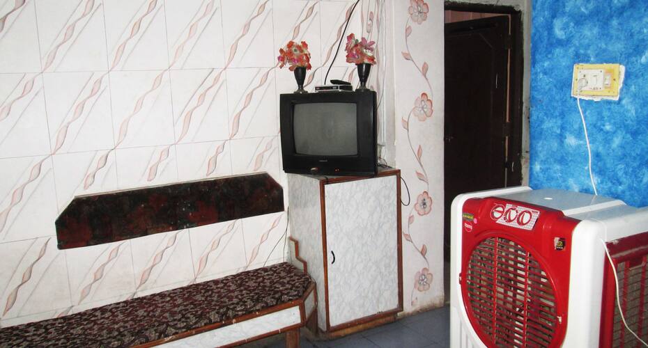 Hotel Honey Palace, Indore 2